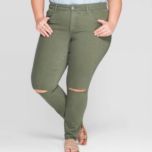 6/$25 Target Olive distressed jeans